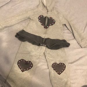 Sweatsuit! Size 5! Grey, girls!